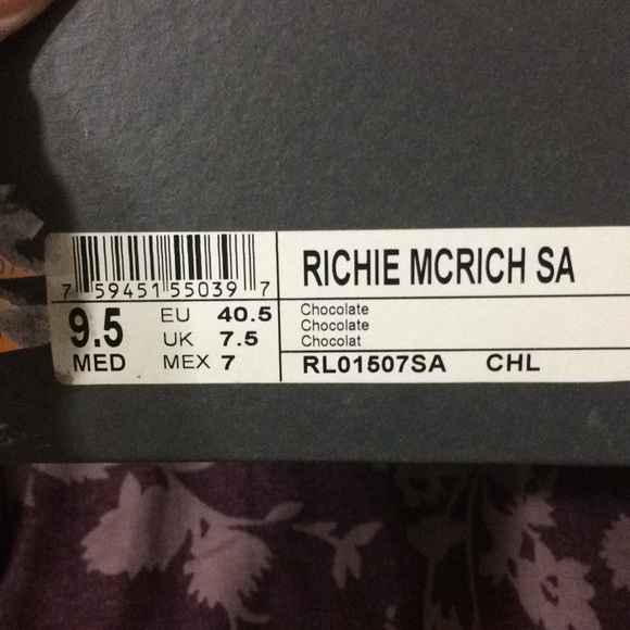 Heels - Picture 3 of 4